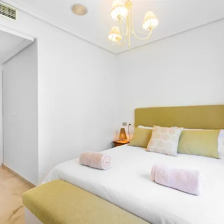 Spectacular Penthouse Puente Apartment Marbella